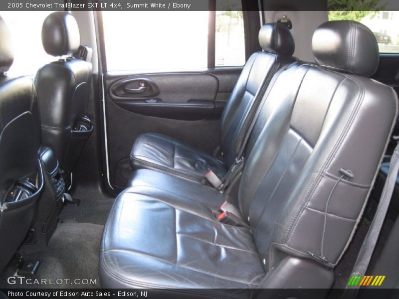 Summit White / Ebony 2005 Chevrolet TrailBlazer EXT LT 4x4