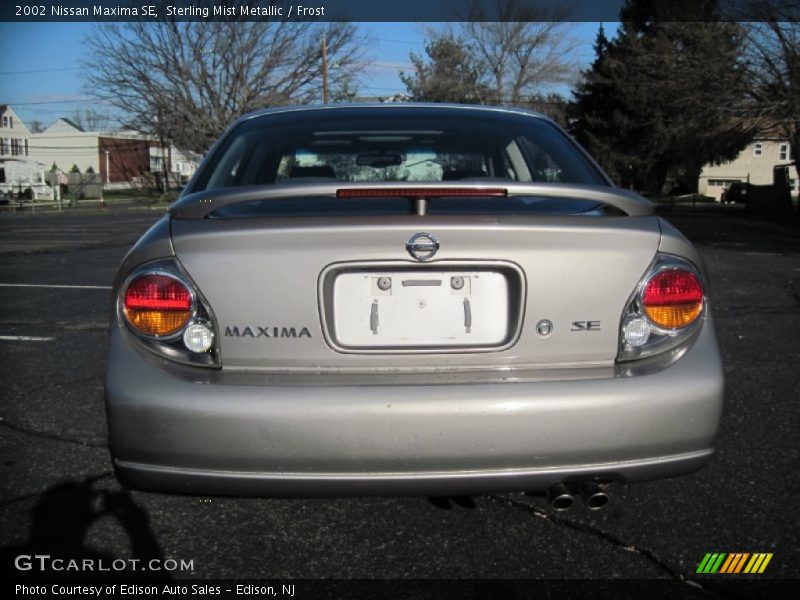 Sterling Mist Metallic / Frost 2002 Nissan Maxima SE