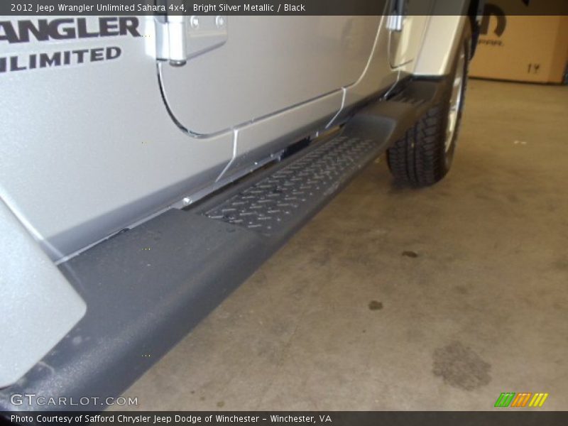 Bright Silver Metallic / Black 2012 Jeep Wrangler Unlimited Sahara 4x4