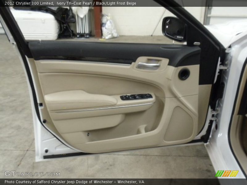 Door Panel of 2012 300 Limited