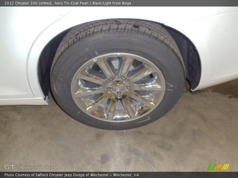 Ivory Tri-Coat Pearl / Black/Light Frost Beige 2012 Chrysler 300 Limited