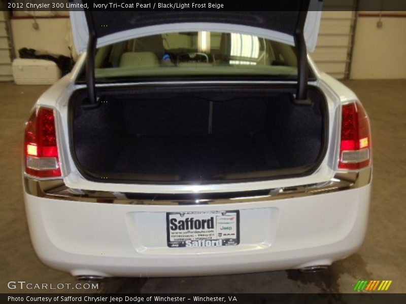 Ivory Tri-Coat Pearl / Black/Light Frost Beige 2012 Chrysler 300 Limited