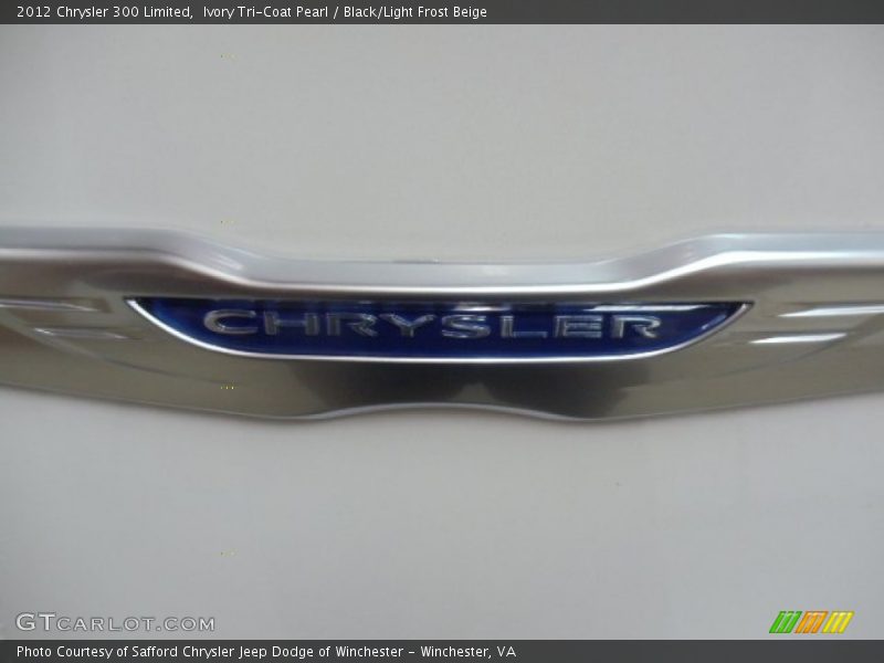 Ivory Tri-Coat Pearl / Black/Light Frost Beige 2012 Chrysler 300 Limited