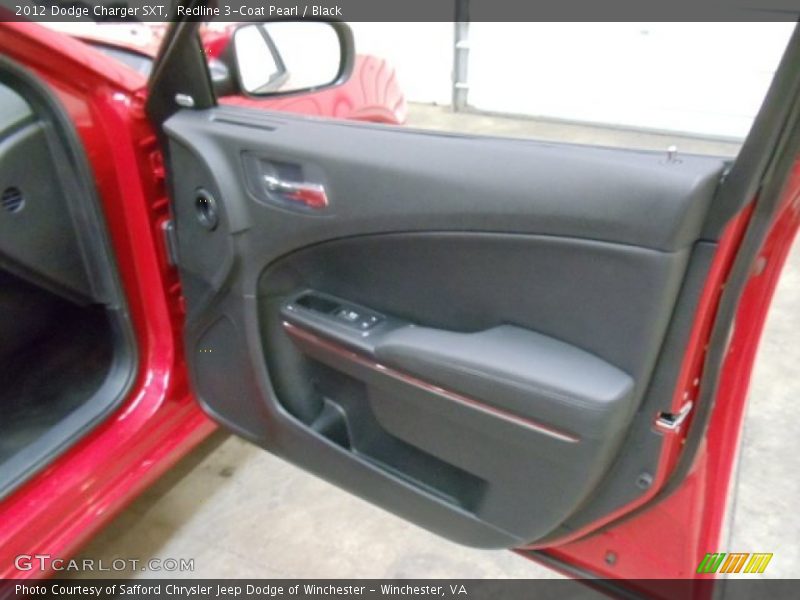 Redline 3-Coat Pearl / Black 2012 Dodge Charger SXT