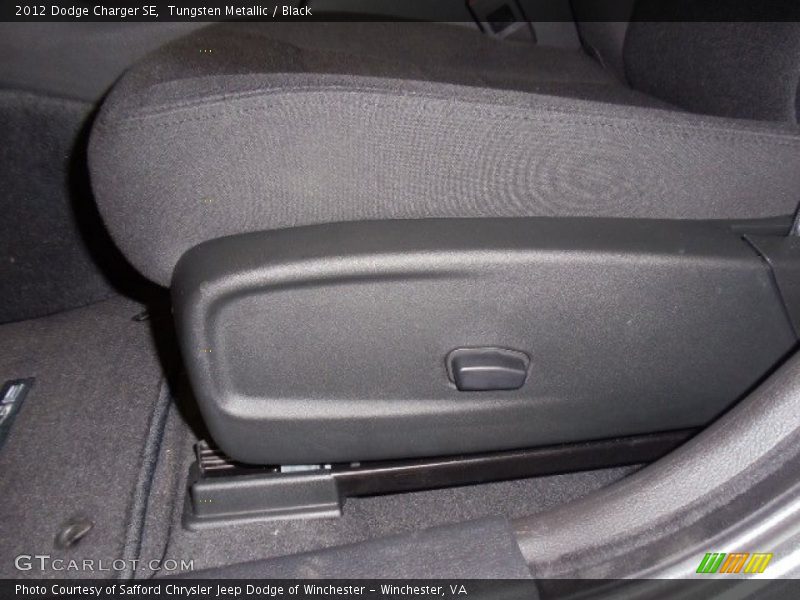 Tungsten Metallic / Black 2012 Dodge Charger SE