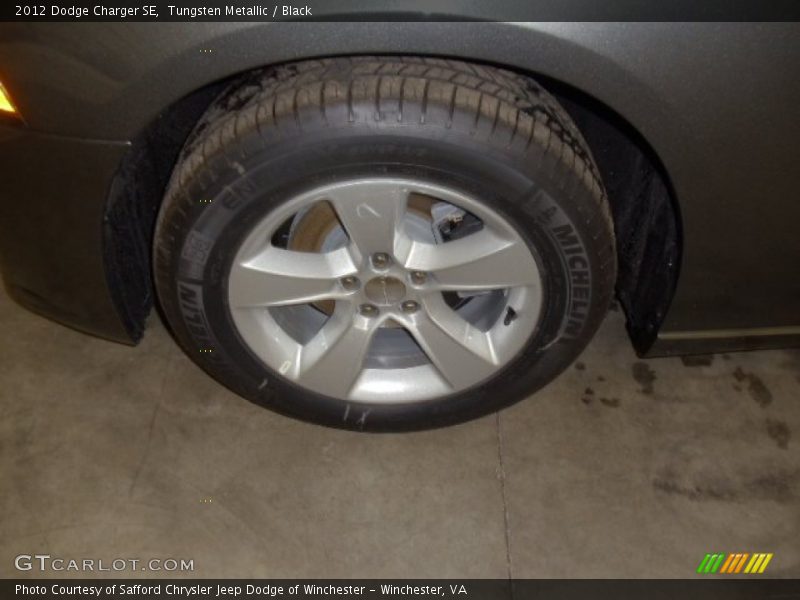 Tungsten Metallic / Black 2012 Dodge Charger SE