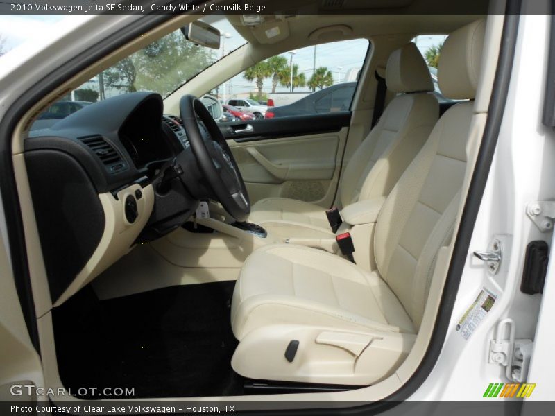 Candy White / Cornsilk Beige 2010 Volkswagen Jetta SE Sedan