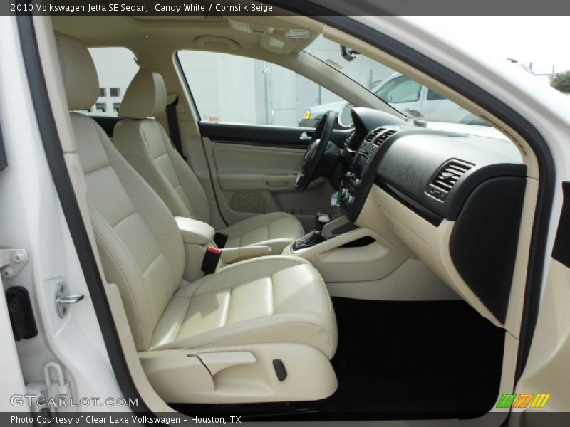 Candy White / Cornsilk Beige 2010 Volkswagen Jetta SE Sedan