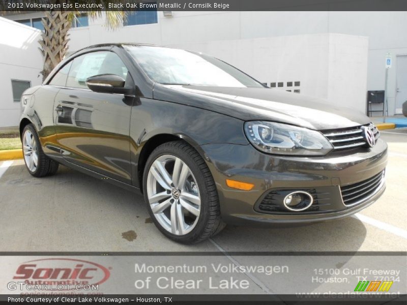Black Oak Brown Metallic / Cornsilk Beige 2012 Volkswagen Eos Executive