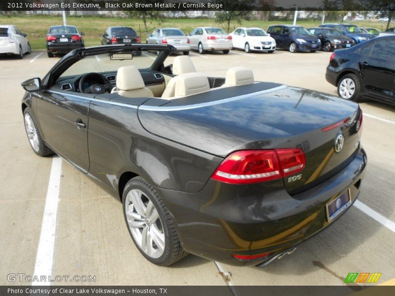 Black Oak Brown Metallic / Cornsilk Beige 2012 Volkswagen Eos Executive