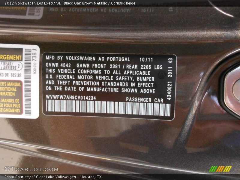 Black Oak Brown Metallic / Cornsilk Beige 2012 Volkswagen Eos Executive