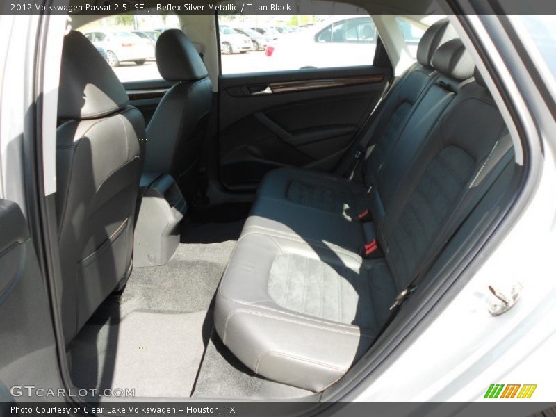 Reflex Silver Metallic / Titan Black 2012 Volkswagen Passat 2.5L SEL