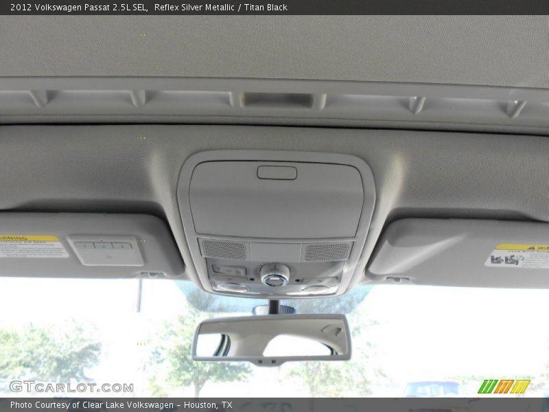Reflex Silver Metallic / Titan Black 2012 Volkswagen Passat 2.5L SEL