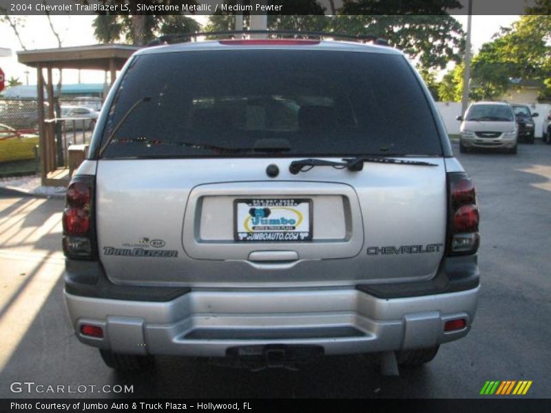 Silverstone Metallic / Medium Pewter 2004 Chevrolet TrailBlazer LS