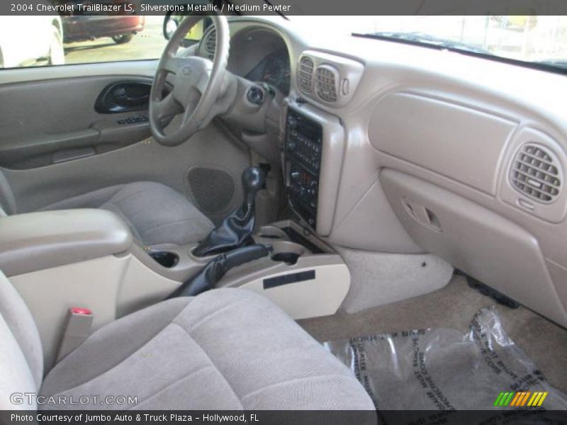 Silverstone Metallic / Medium Pewter 2004 Chevrolet TrailBlazer LS