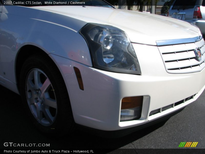 White Diamond / Cashmere 2007 Cadillac CTS Sedan