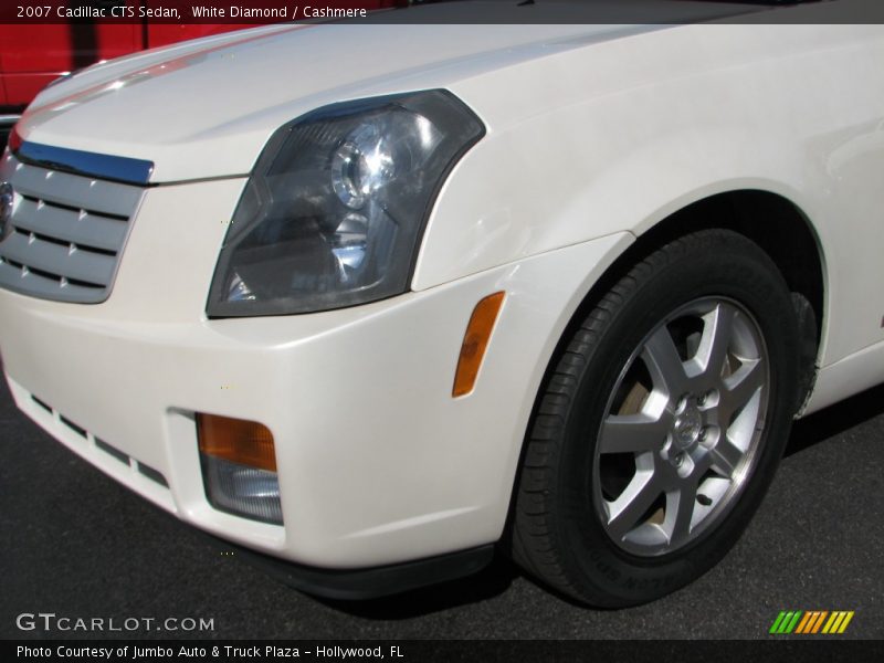 White Diamond / Cashmere 2007 Cadillac CTS Sedan