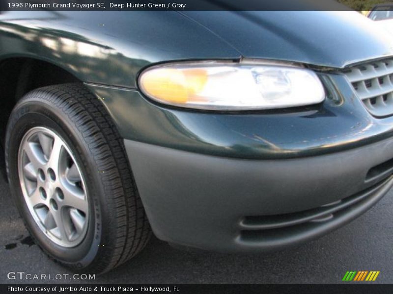 Deep Hunter Green / Gray 1996 Plymouth Grand Voyager SE