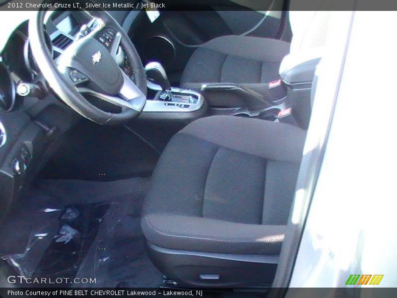 Silver Ice Metallic / Jet Black 2012 Chevrolet Cruze LT