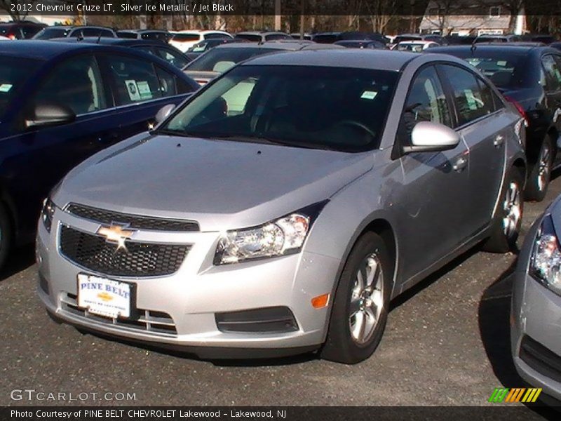 Silver Ice Metallic / Jet Black 2012 Chevrolet Cruze LT