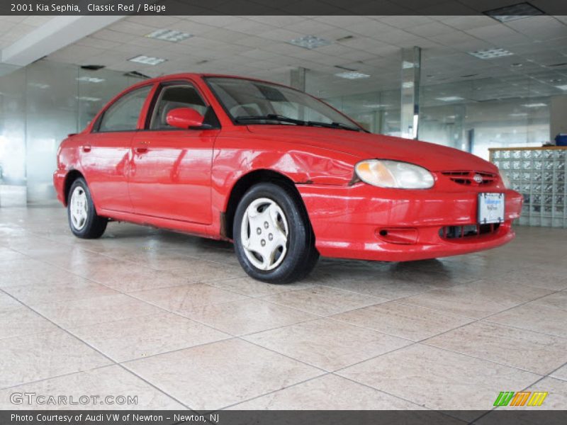 Classic Red / Beige 2001 Kia Sephia