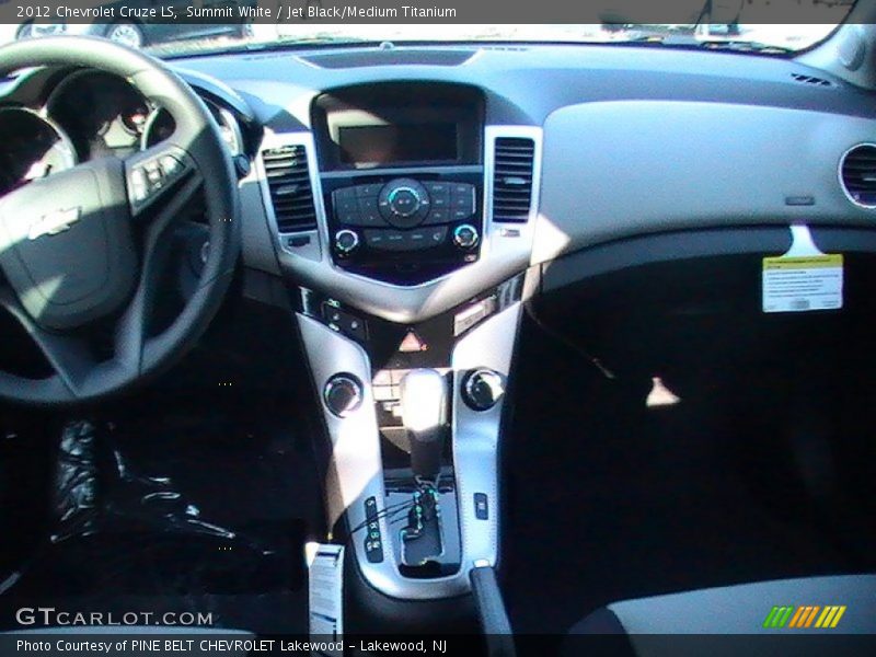 Summit White / Jet Black/Medium Titanium 2012 Chevrolet Cruze LS