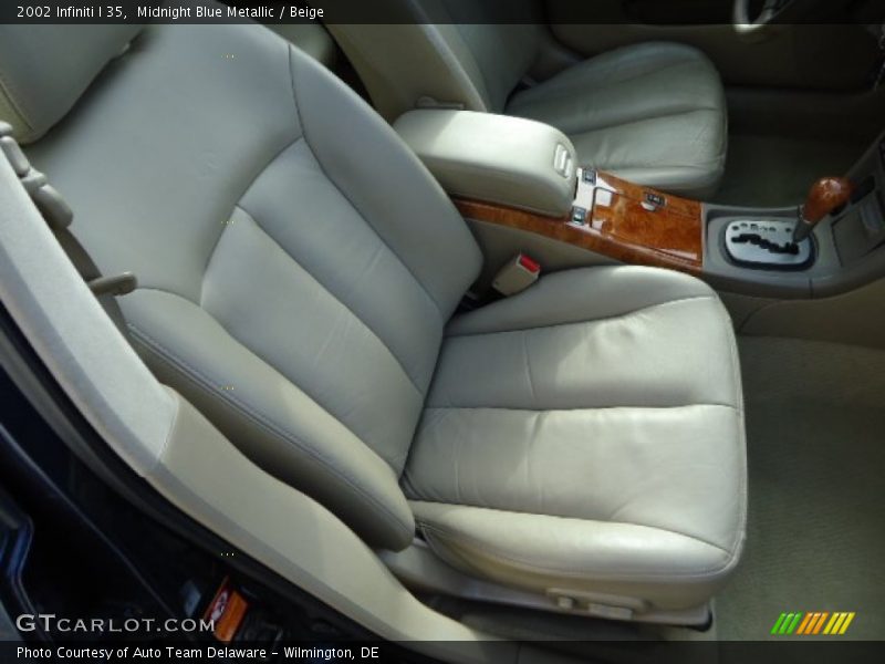 Midnight Blue Metallic / Beige 2002 Infiniti I 35