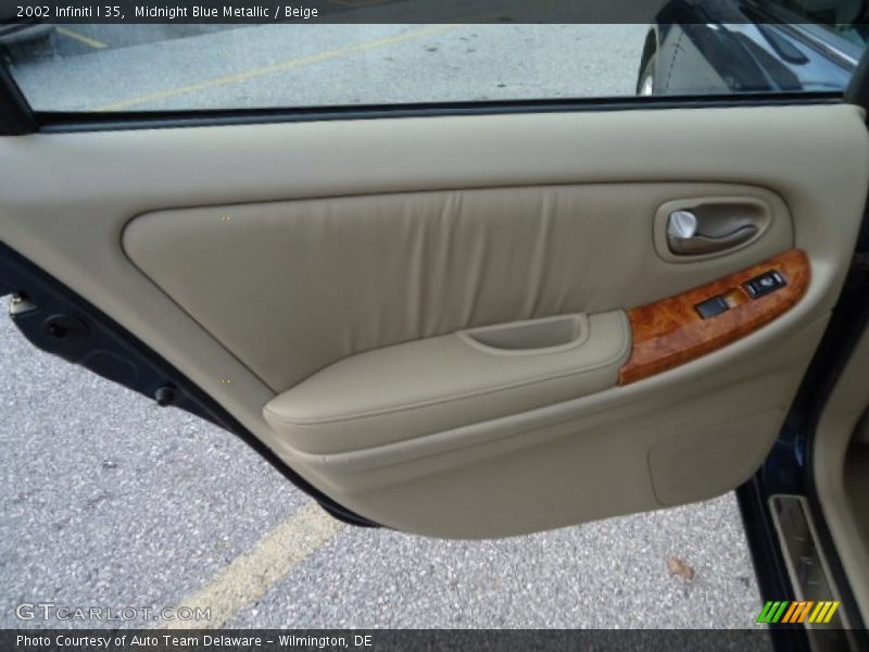 Midnight Blue Metallic / Beige 2002 Infiniti I 35