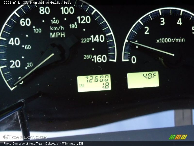 Midnight Blue Metallic / Beige 2002 Infiniti I 35