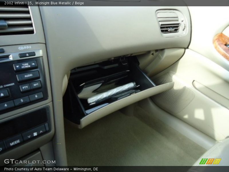 Midnight Blue Metallic / Beige 2002 Infiniti I 35