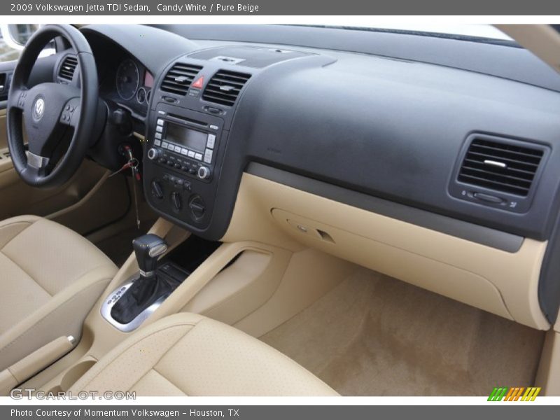 Candy White / Pure Beige 2009 Volkswagen Jetta TDI Sedan