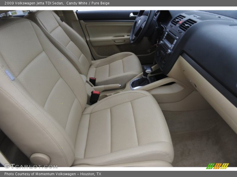 Candy White / Pure Beige 2009 Volkswagen Jetta TDI Sedan