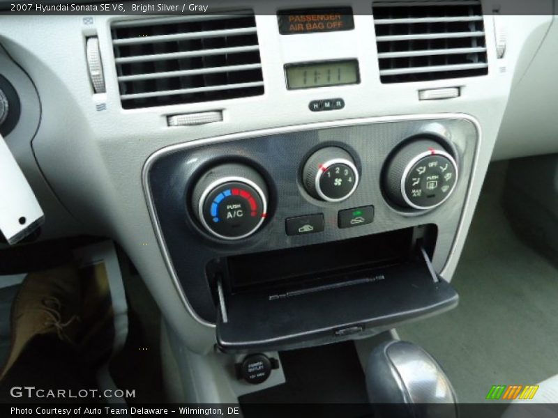 Bright Silver / Gray 2007 Hyundai Sonata SE V6