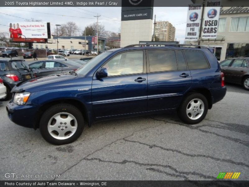 Indigo Ink Pearl / Gray 2005 Toyota Highlander Limited 4WD