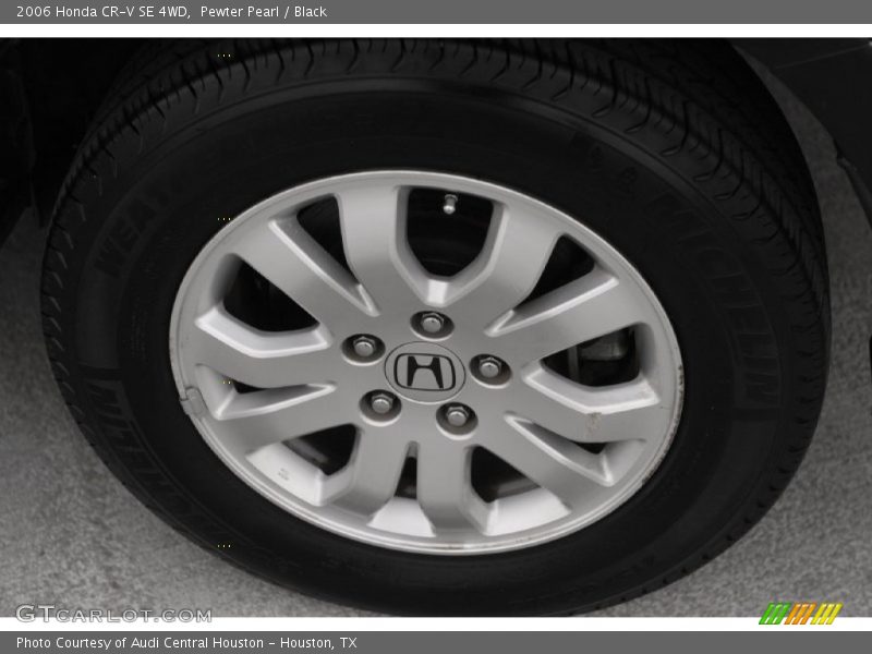 Pewter Pearl / Black 2006 Honda CR-V SE 4WD