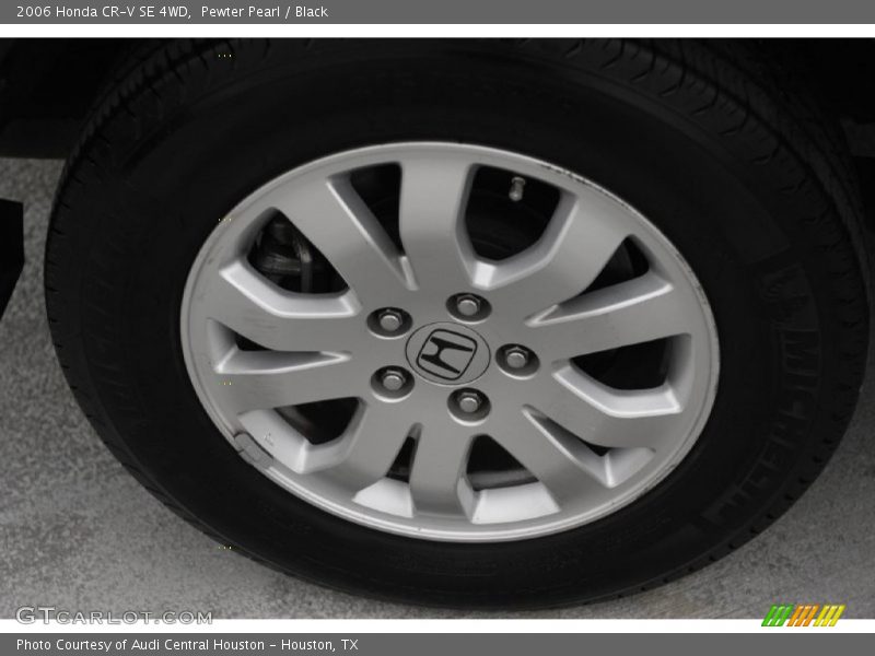 Pewter Pearl / Black 2006 Honda CR-V SE 4WD