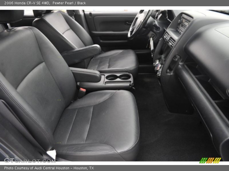 Pewter Pearl / Black 2006 Honda CR-V SE 4WD