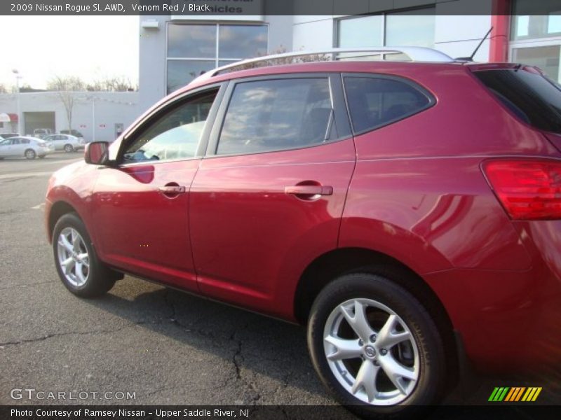 Venom Red / Black 2009 Nissan Rogue SL AWD
