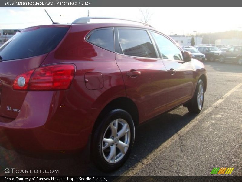 Venom Red / Black 2009 Nissan Rogue SL AWD
