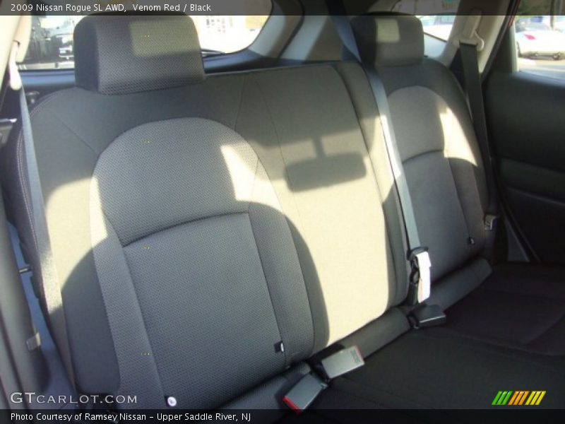 Venom Red / Black 2009 Nissan Rogue SL AWD