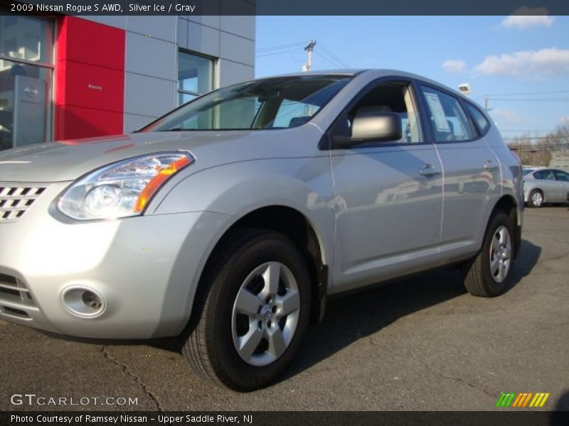 Silver Ice / Gray 2009 Nissan Rogue S AWD
