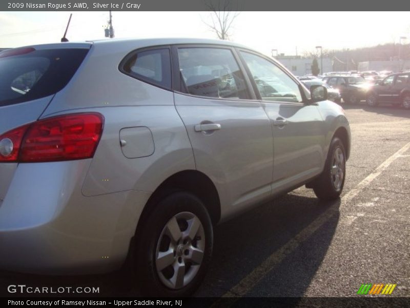 Silver Ice / Gray 2009 Nissan Rogue S AWD