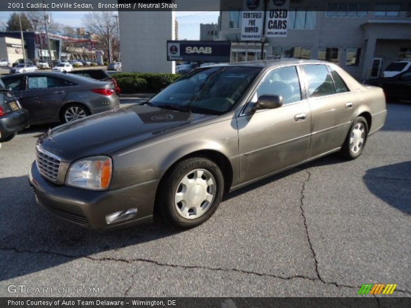 Bronzemist / Neutral Shale 2001 Cadillac DeVille Sedan