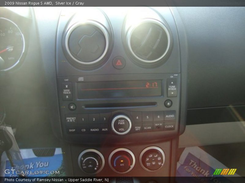 Silver Ice / Gray 2009 Nissan Rogue S AWD