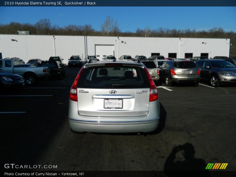 Quicksilver / Black 2010 Hyundai Elantra Touring SE