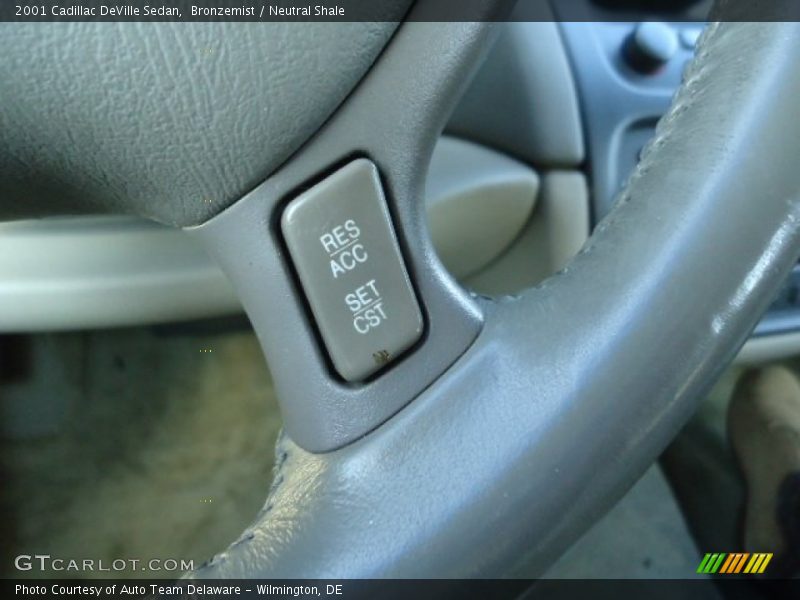 Bronzemist / Neutral Shale 2001 Cadillac DeVille Sedan