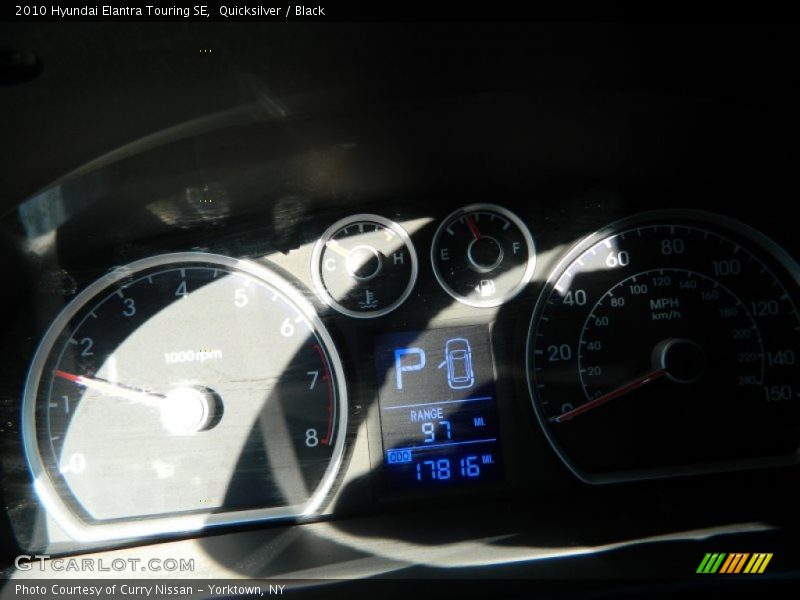 Quicksilver / Black 2010 Hyundai Elantra Touring SE