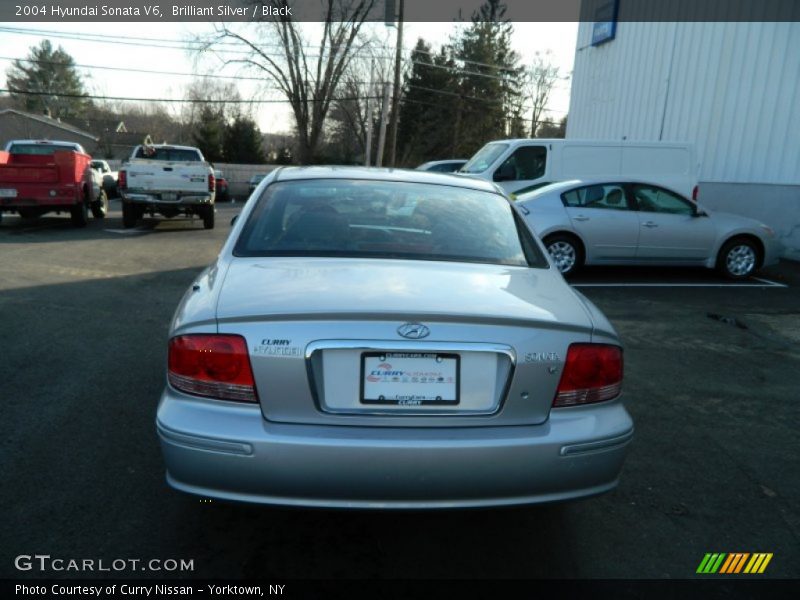 Brilliant Silver / Black 2004 Hyundai Sonata V6