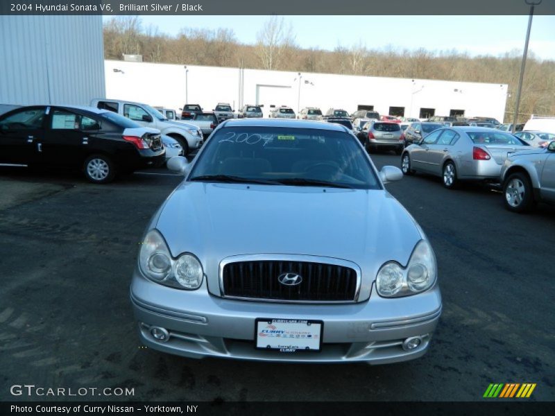 Brilliant Silver / Black 2004 Hyundai Sonata V6