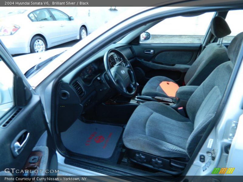 Brilliant Silver / Black 2004 Hyundai Sonata V6